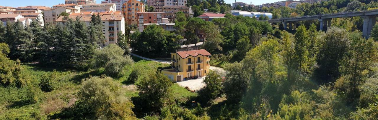 Villa Center Appartamenti Nel Verde In Citta كامبوباسّو المظهر الخارجي الصورة
